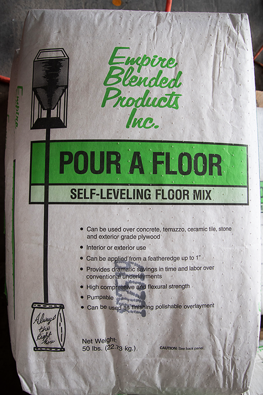 Pour A Floor Self Leveling mix